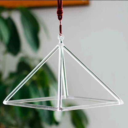 Quartz singing pyramid for spiritual